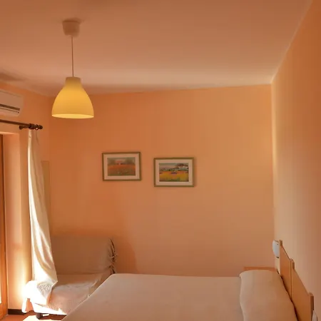 Larus Ξενοδοχείο Sangineto