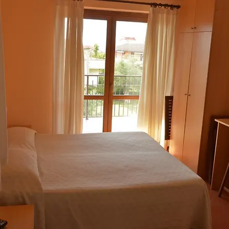 Hotel Larus 3*