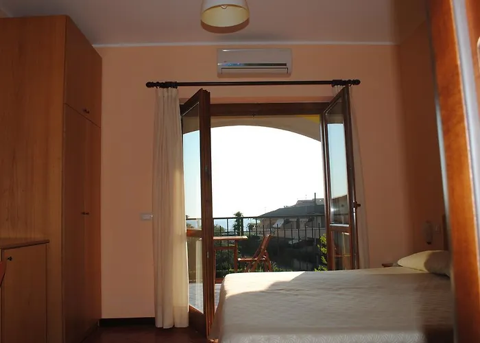 Larus サンジネート